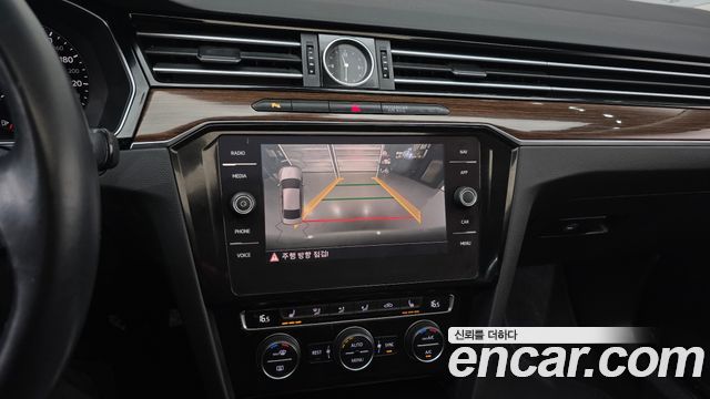Volkswagen Passat GT (B8) 2.0 TDI Premium 2018 — фото 16