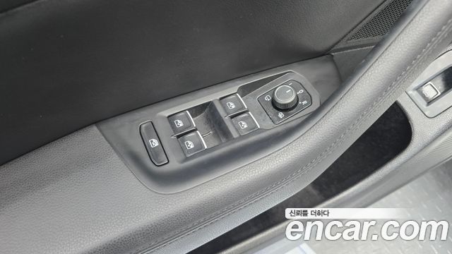 Volkswagen Passat GT (B8) 2.0 TDI Premium 2018 — фото 30