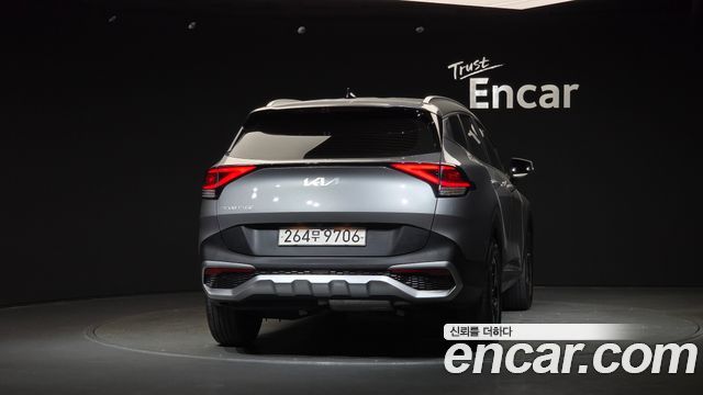 Kia Sportage (V) Diesel 2.0 2WD Prestige 2022 — фото 4