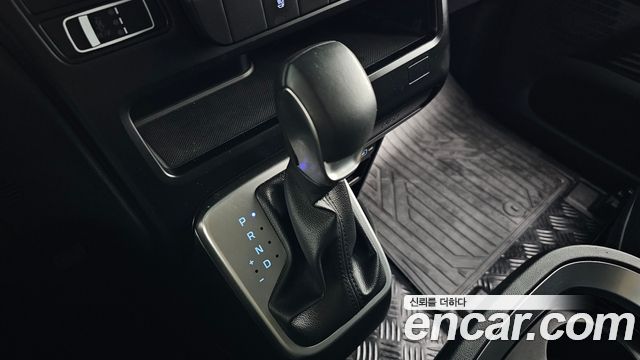 Hyundai Staria L3.5 Cargo 5-Seater Modern 2024 — фото 9