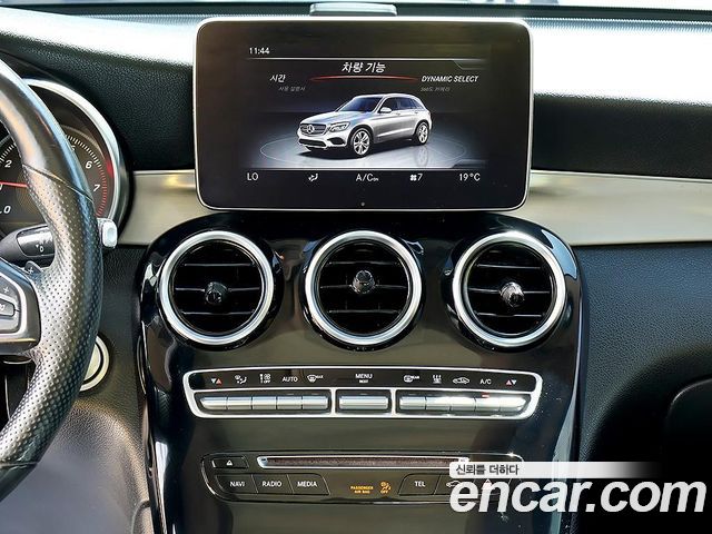 Mercedes-Benz GLC-Class (X253) GLC350e 4MATIC Premium 2019 — фото 9