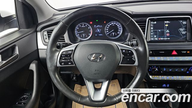 Hyundai Sonata New Rise LPI Style 2019 — фото 16