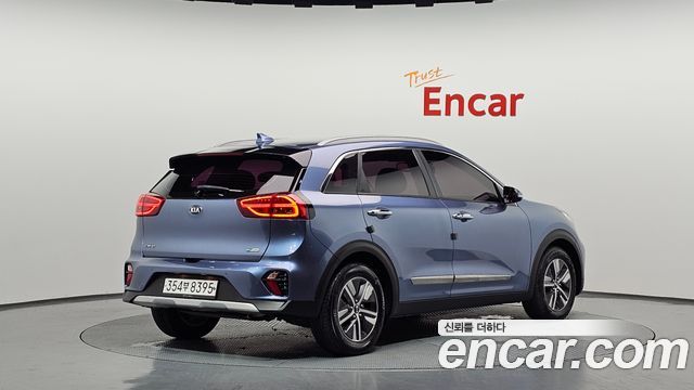 Kia Niro 1.6 HEV Noblesse Special 2020 — фото 2