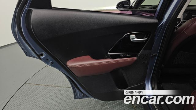 Kia Niro 1.6 HEV Noblesse Special 2020 — фото 25