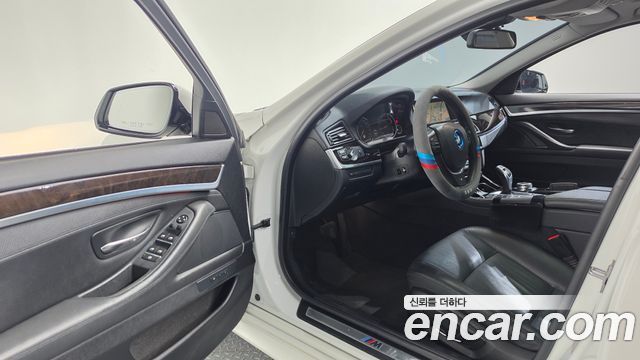 BMW 5 Series (F10) 528i M Aero Dynamic 2016 — фото 10
