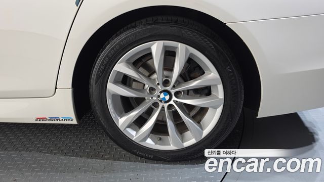 BMW 5 Series (F10) 528i M Aero Dynamic 2016 — фото 21