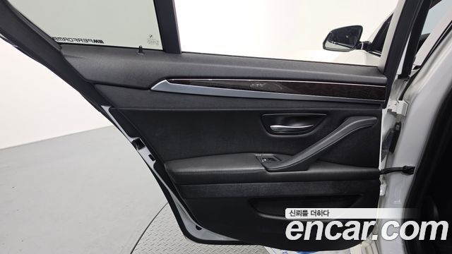 BMW 5 Series (F10) 528i M Aero Dynamic 2016 — фото 25