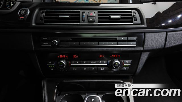 BMW 5 Series (F10) 528i M Aero Dynamic 2016 — фото 34