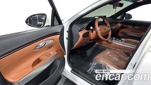 Genesis GV70 2.5T Gasoline AWD 2022 — фото 10