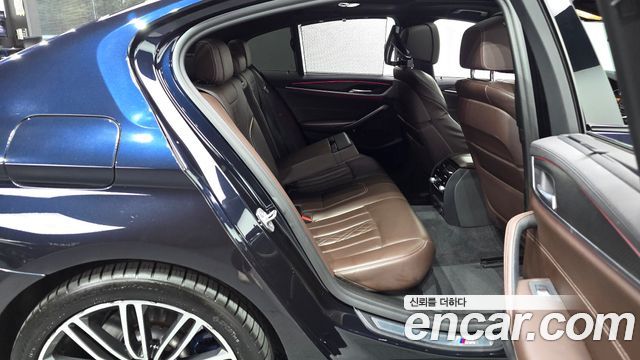 BMW 5 Series (G30) 530i xDrive M Sport Package Plus 2019 — фото 11