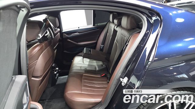 BMW 5 Series (G30) 530i xDrive M Sport Package Plus 2019 — фото 12
