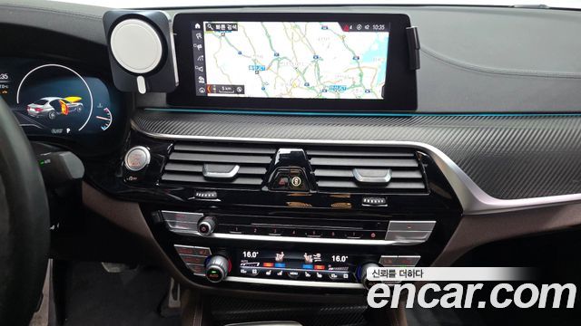 BMW 5 Series (G30) 530i xDrive M Sport Package Plus 2019 — фото 14
