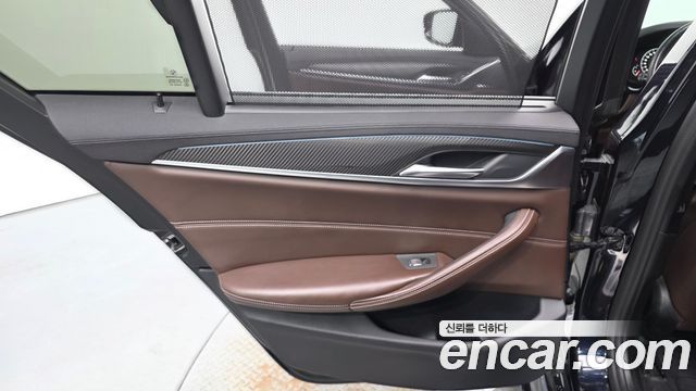 BMW 5 Series (G30) 530i xDrive M Sport Package Plus 2019 — фото 25