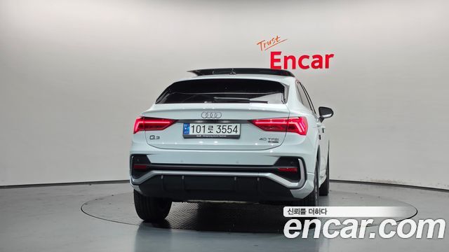 Audi Q3 (F3) 40 TFSI Quattro Premium Sport Back 2024 — фото 4