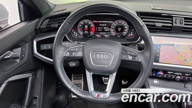 Audi Q3 (F3) 40 TFSI Quattro Premium Sport Back 2024 — фото 14