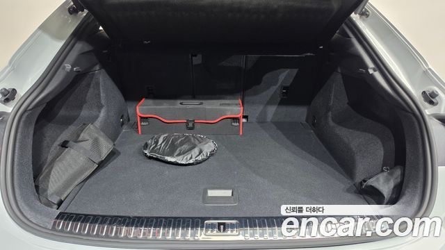 Audi Q3 (F3) 40 TFSI Quattro Premium Sport Back 2024 — фото 20