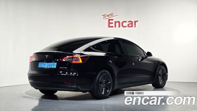 Tesla Model 3 Long Range AWD 2022 — фото 2