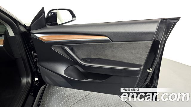 Tesla Model 3 Long Range AWD 2022 — фото 30