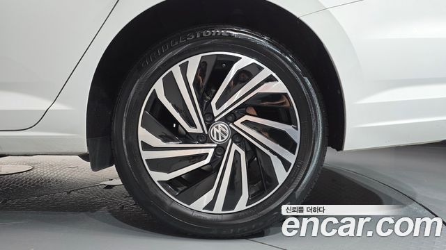 Volkswagen Jetta (VII) 1.4 TSI Prestige 2020 — фото 21