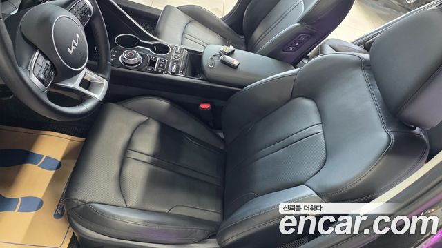 Kia K5 (III) 2.0 Prestige 2022 — фото 23