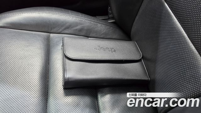 Jeep Grand Cherokee 3.6 Limited WK2 2018 — фото 15