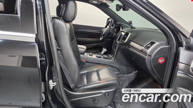Jeep Grand Cherokee 3.6 Limited WK2 2018 — фото 26