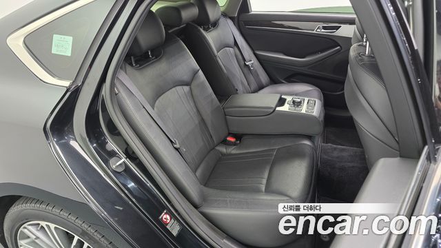 Genesis G80 3.3 GDI AWD Luxury 2017 — фото 11