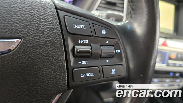 Genesis G80 3.3 GDI AWD Luxury 2017 — фото 17