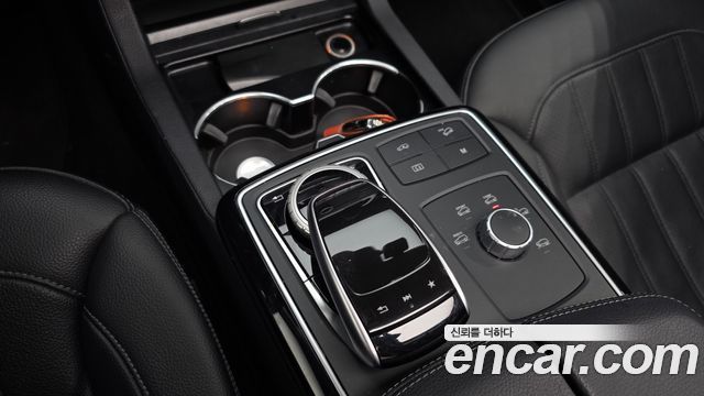 Mercedes-Benz GLE-Class (W166) GLE350 d 4MATIC 2018 — фото 21