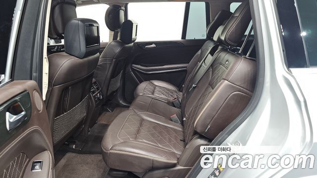 Mercedes-Benz GLS-Class (X166) GLS500 4MATIC 2017 — фото 12