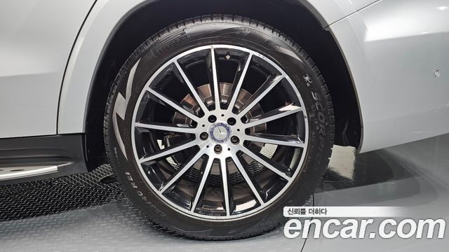 Mercedes-Benz GLS-Class (X166) GLS500 4MATIC 2017 — фото 21