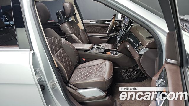 Mercedes-Benz GLS-Class (X166) GLS500 4MATIC 2017 — фото 26