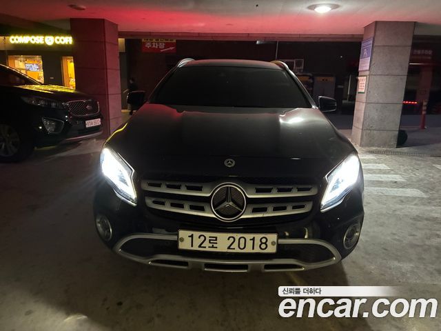 Mercedes-Benz GLA-Class (X156) GLA220 Premium