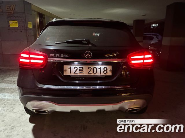 Mercedes-Benz GLA-Class (X156) GLA220 Premium 2019 — фото 2