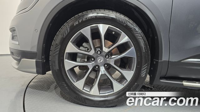 Renault Korea QM6 Diesel 4WD RE Signature 2018 — фото 5