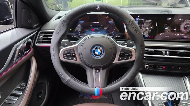 BMW i4 eDrive40 M Sports Pro 2023 — фото 13