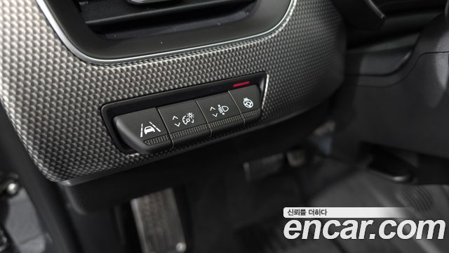 Renault Korea Arkana 1.6 E-TECH Iconic Design Package 2025 — фото 23
