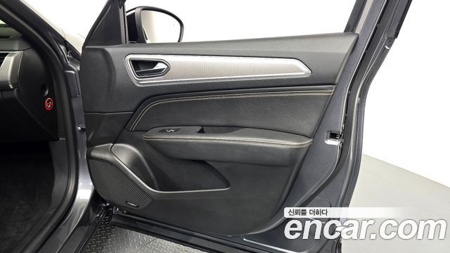 Renault Korea Arkana 1.6 E-TECH Iconic Design Package 2025 — фото 30