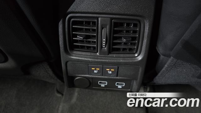 Renault Korea Arkana 1.6 E-TECH Iconic Design Package 2025 — фото 37
