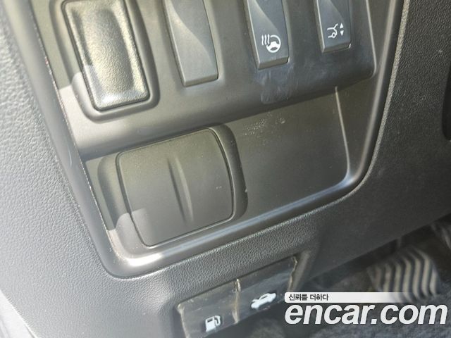 Renault Korea QM6 Gasoline 2WD RE Signature 2019 — фото 5