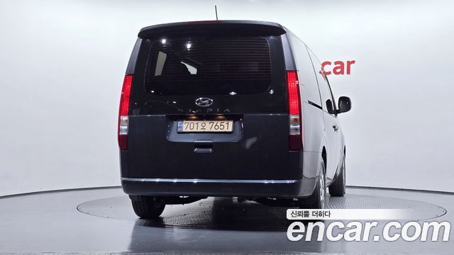Hyundai Staria Tourer 11-Seater Modern 2023 — фото 4