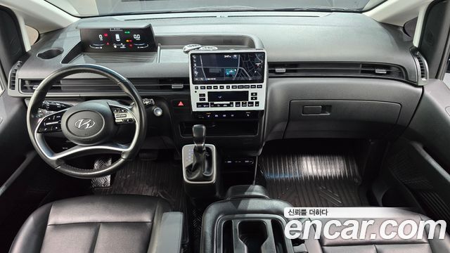 Hyundai Staria Tourer 11-Seater Modern 2023 — фото 7