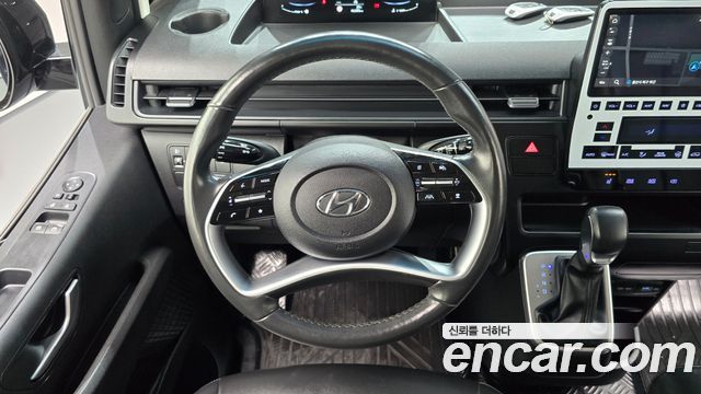 Hyundai Staria Tourer 11-Seater Modern 2023 — фото 17