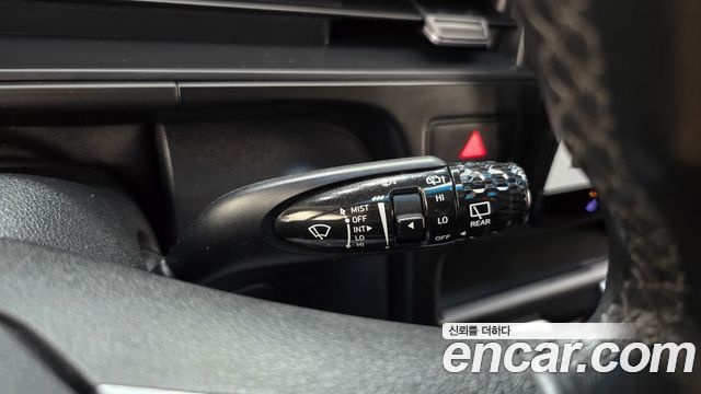 Hyundai Staria Tourer 11-Seater Modern 2023 — фото 24