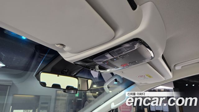 Hyundai Staria Tourer 11-Seater Modern 2023 — фото 37