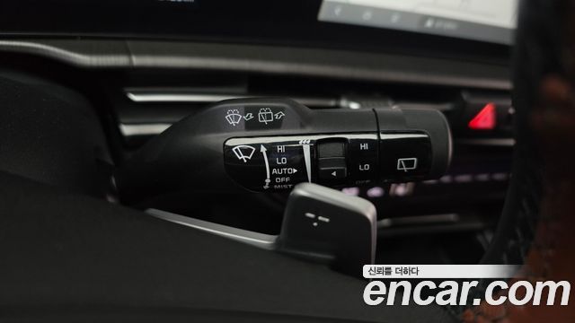 Kia Sportage (V) Gasoline 1.6 Turbo 2WD Signature X Line 2025 — фото 17