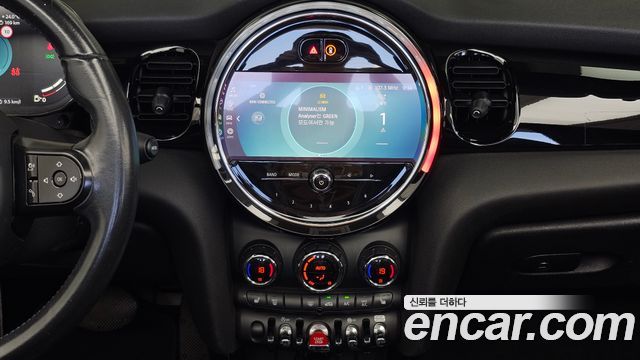 MINI Cooper Convertible Classic Launch Pack Third Generation 2022 — фото 14