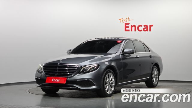 Mercedes-Benz E-Class (W213) E300 4MATIC Exclusive 2019 — фото 1
