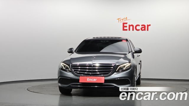 Mercedes-Benz E-Class (W213) E300 4MATIC Exclusive 2019 — фото 3