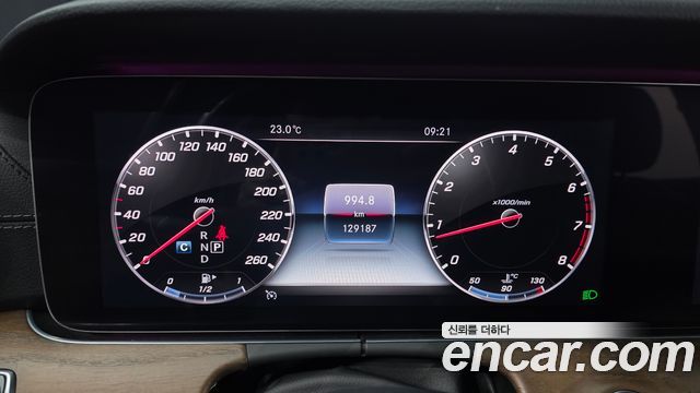 Mercedes-Benz E-Class (W213) E300 4MATIC Exclusive 2019 — фото 8